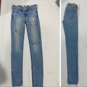 Hollister Mid-rise Distressed Skinny Jegging